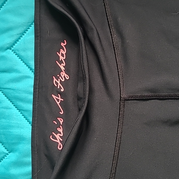 Under Armour work out tights - Picture 2 of 5